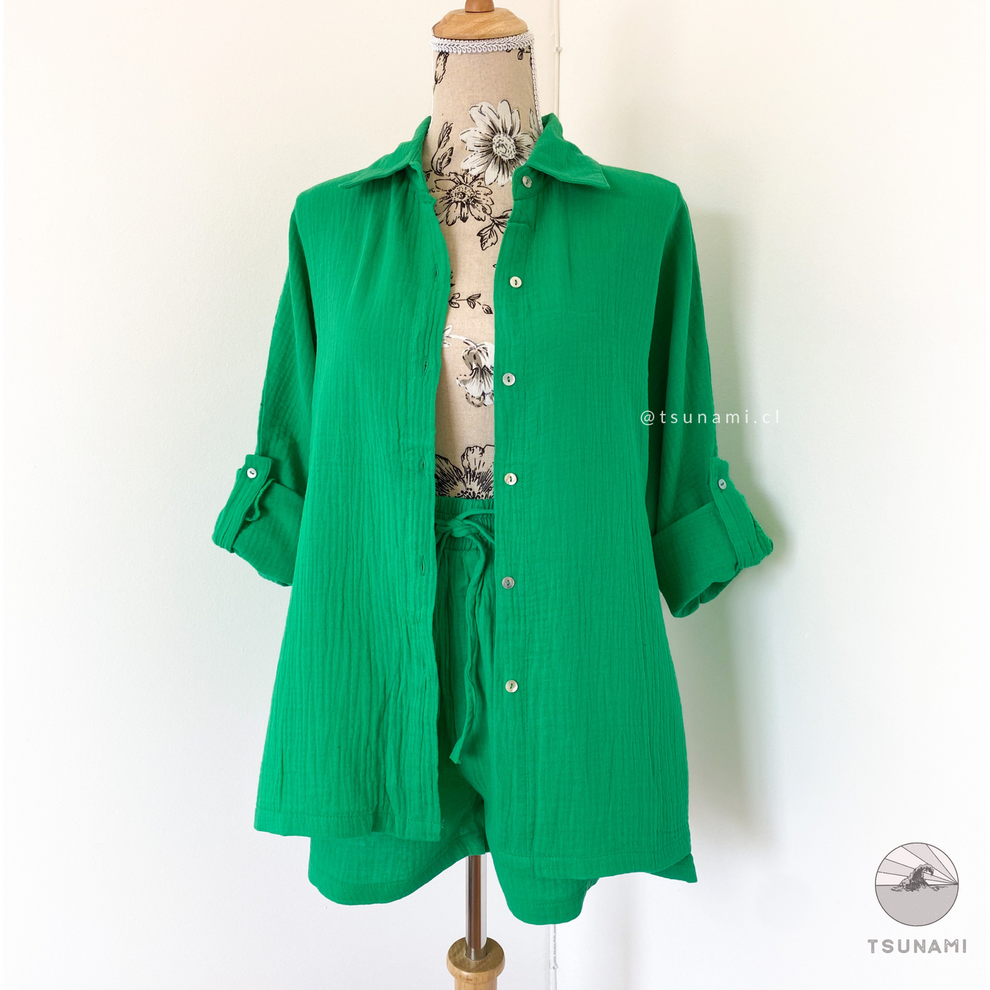 Conjunto camisa y short