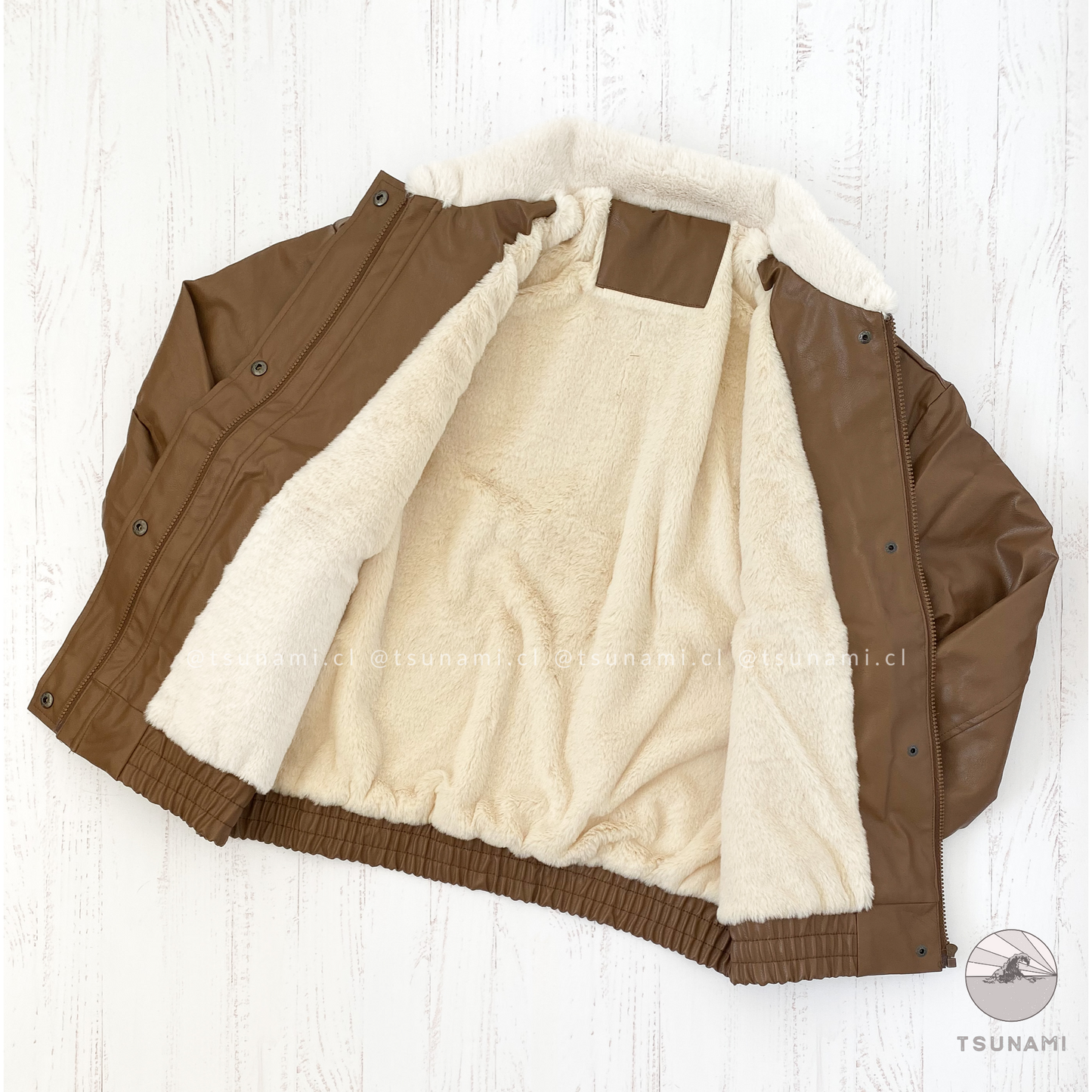 Chaqueta ecocuero interior peludito