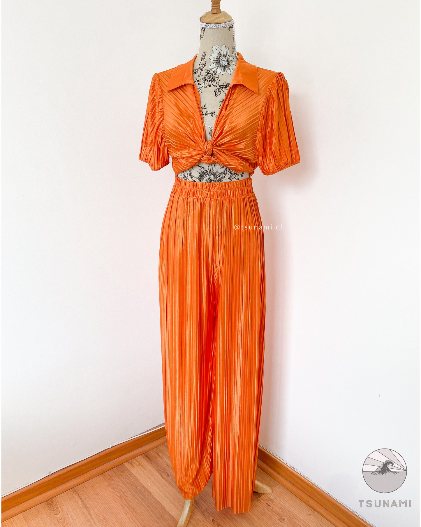 Conjunto plisado
