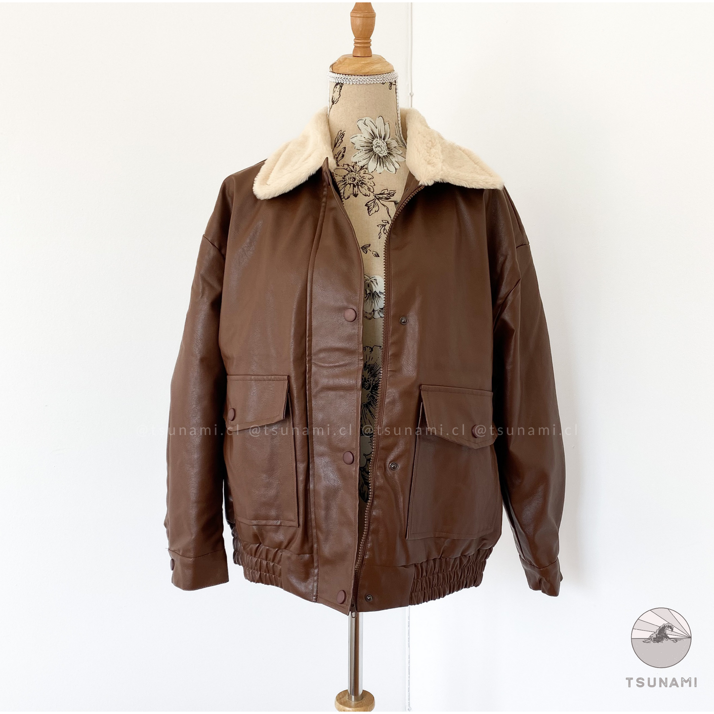 Chaqueta ecocuero interior peludito