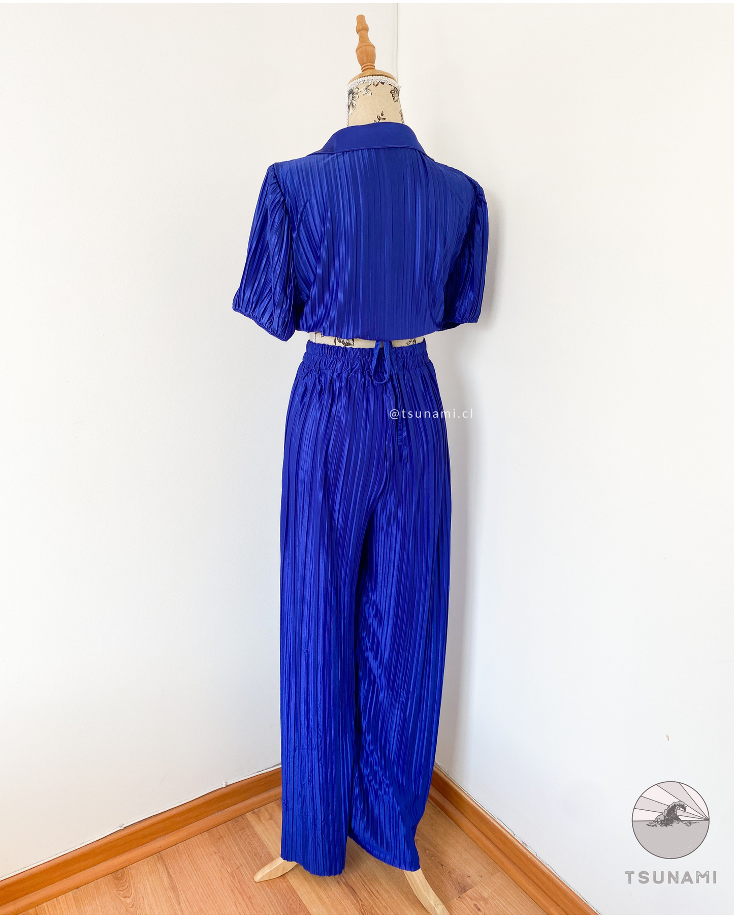 Conjunto plisado