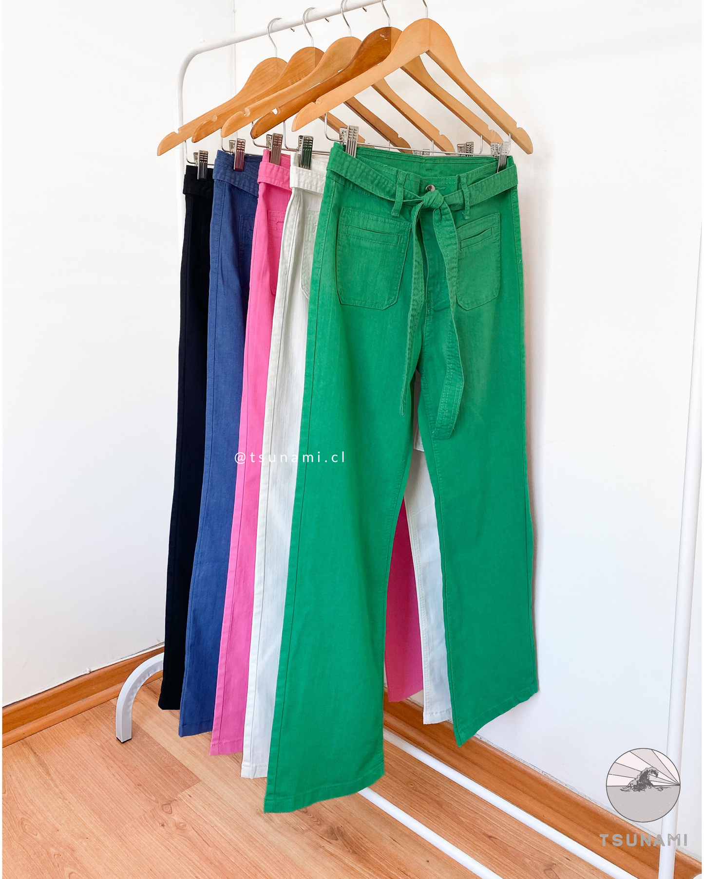 Pantalón con lazo