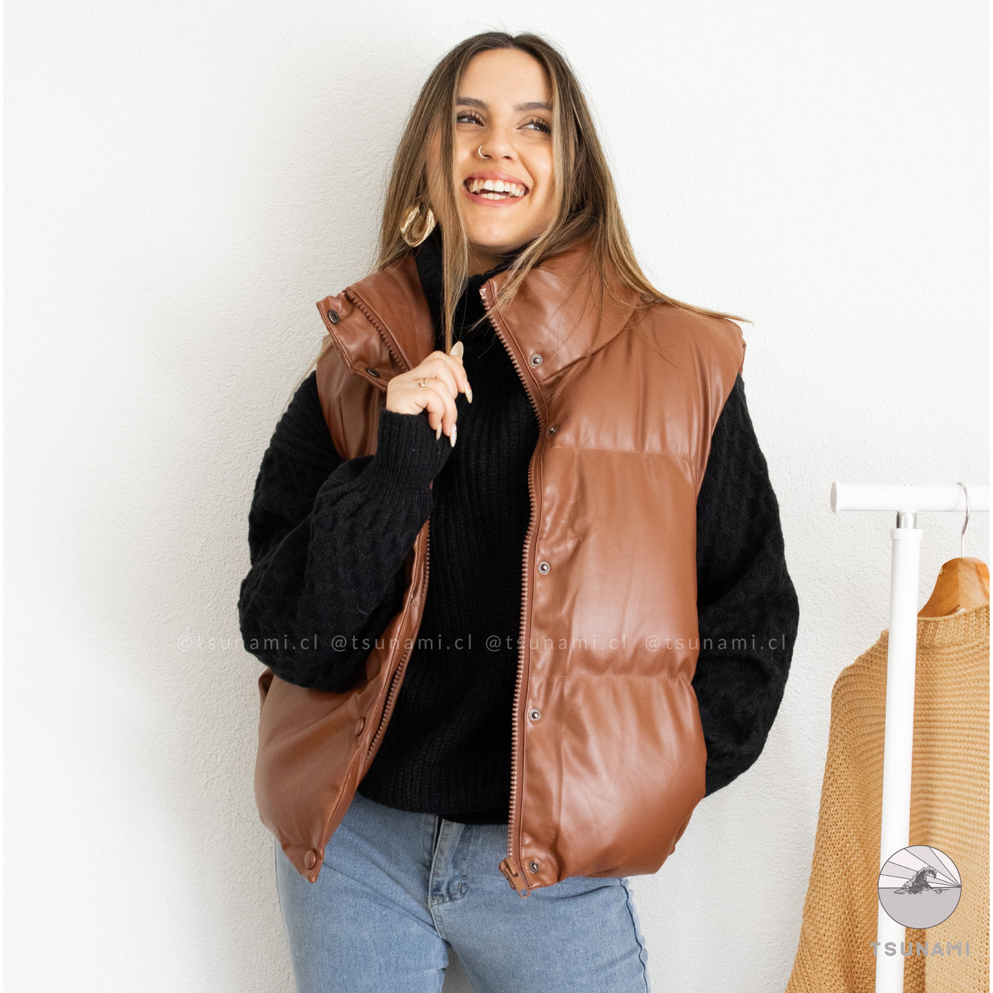 Puffer ecocuero sin mangas