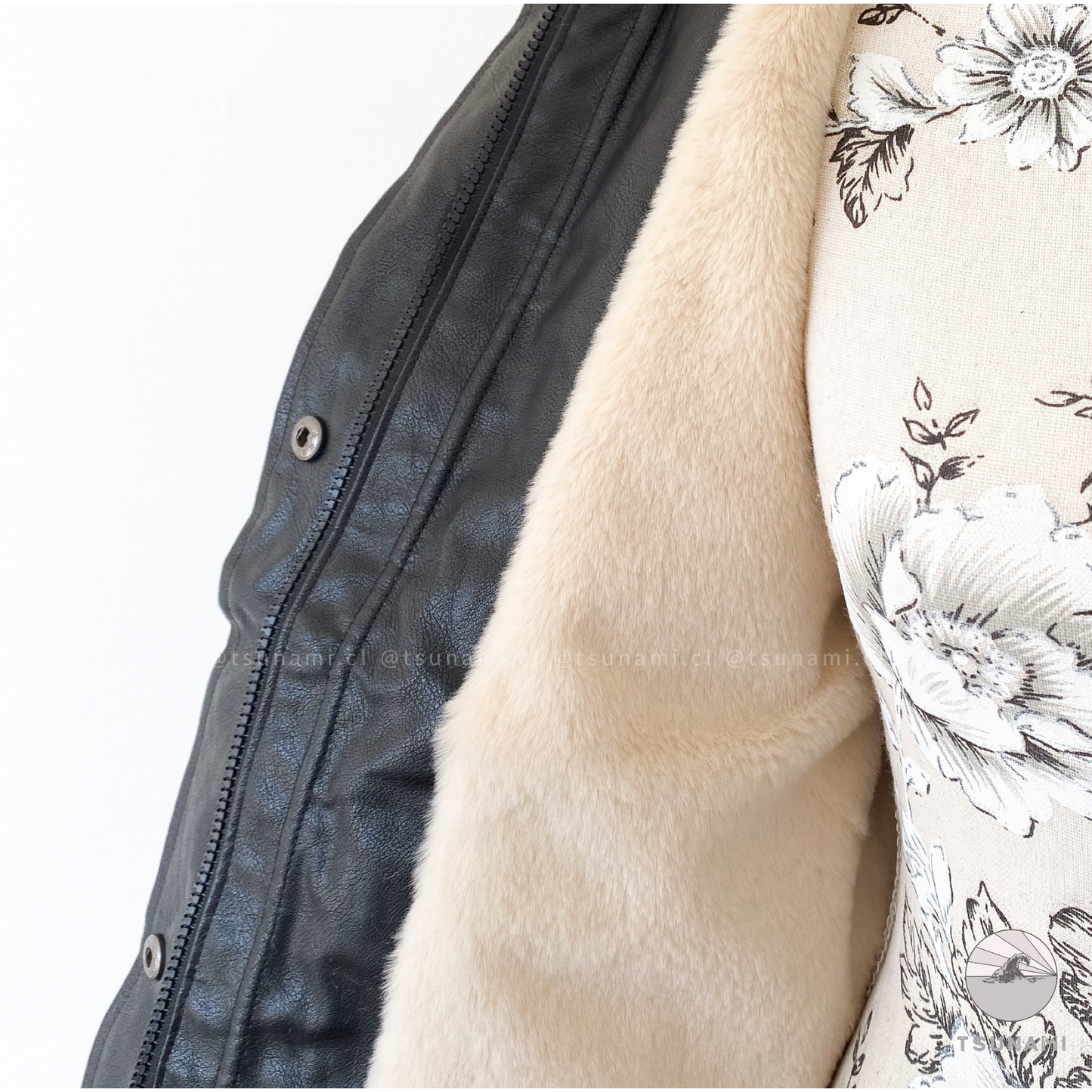 Chaqueta ecocuero interior peludito