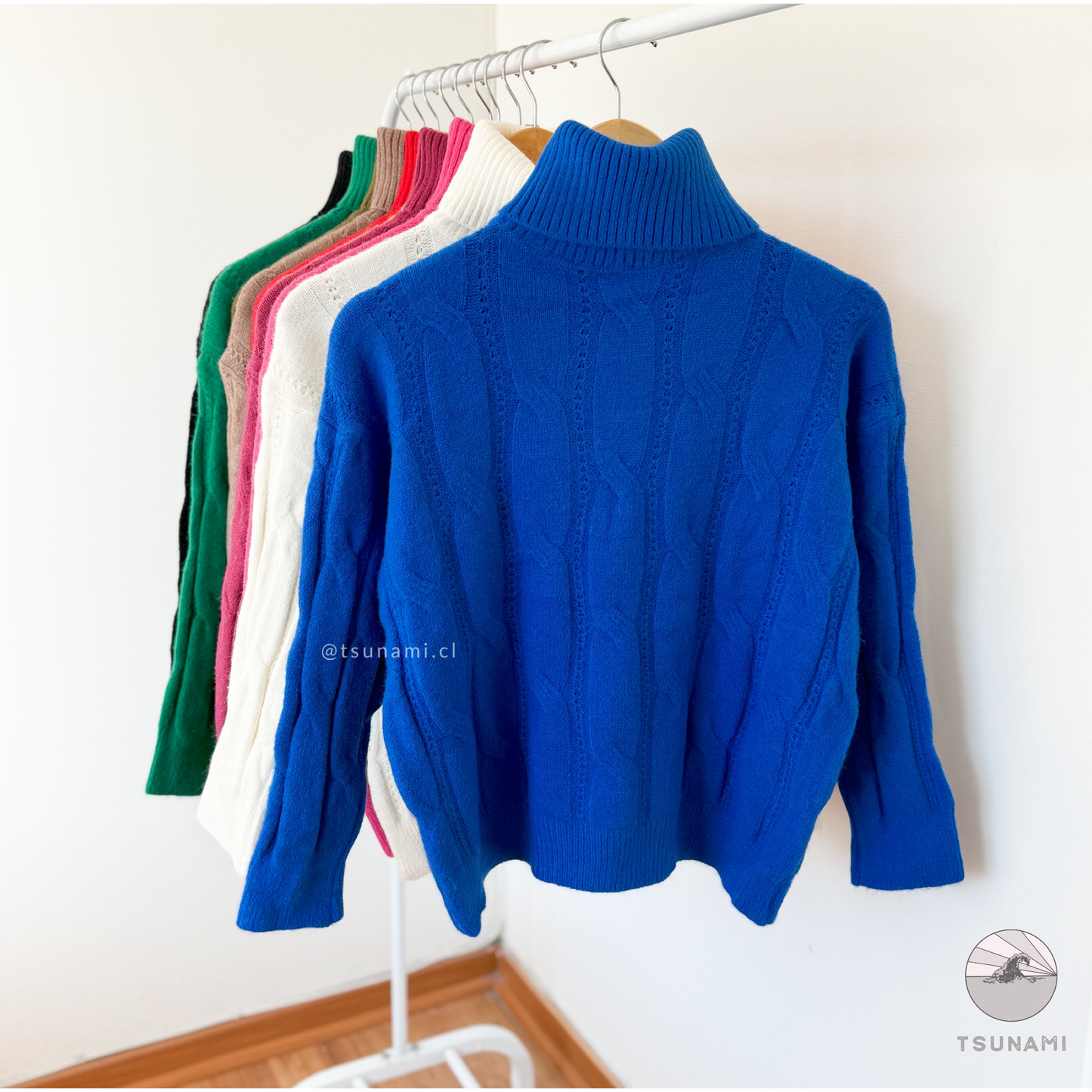 Sueter trenzado cuello alto