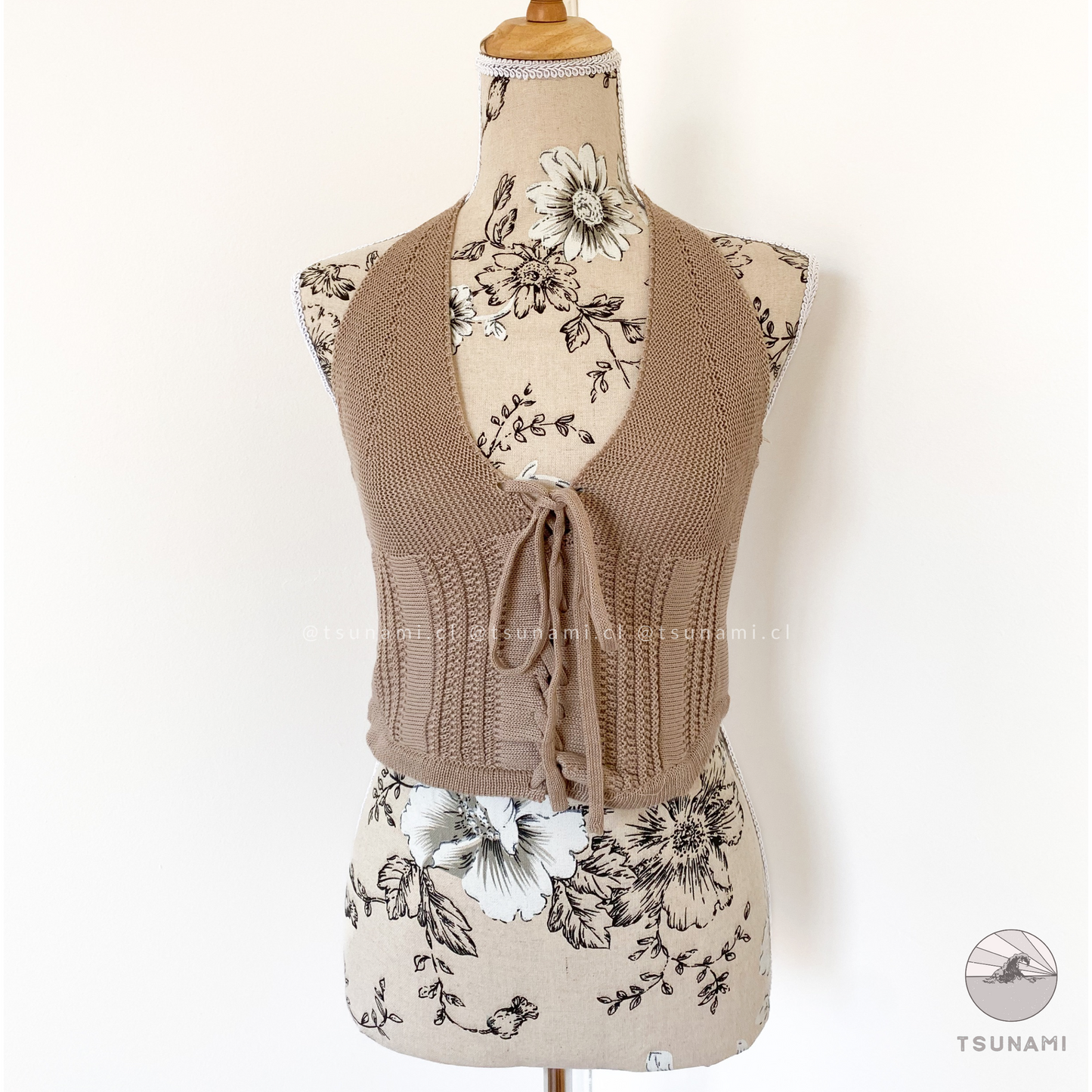 Top tejido halter con lazo