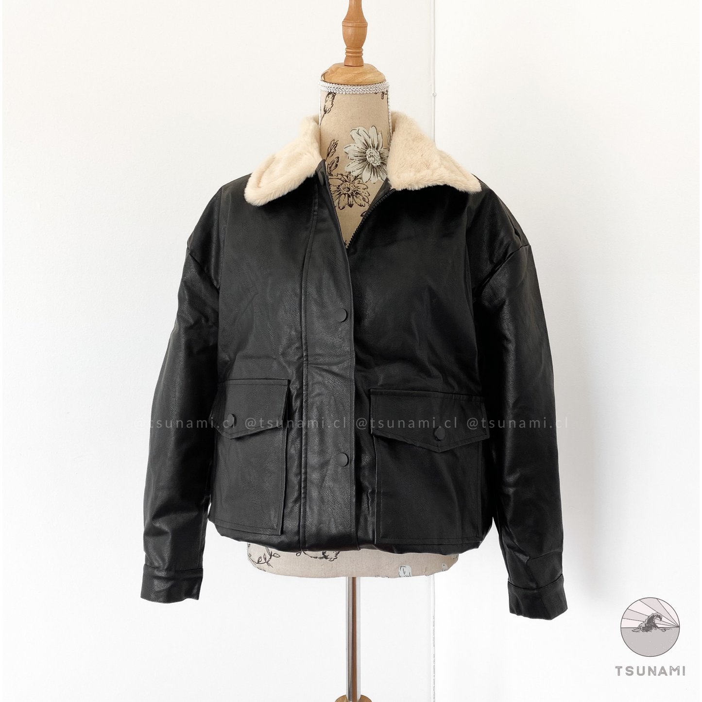 Chaqueta ecocuero interior peludito