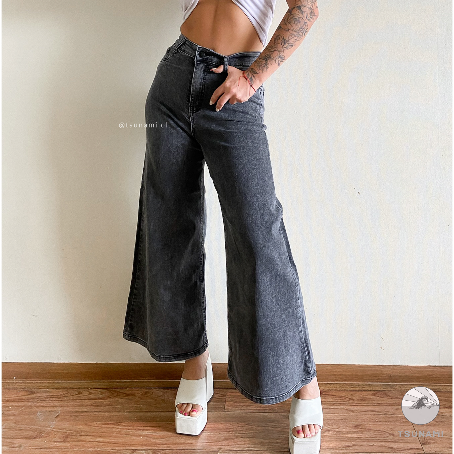 Jeans wide leg deslavado