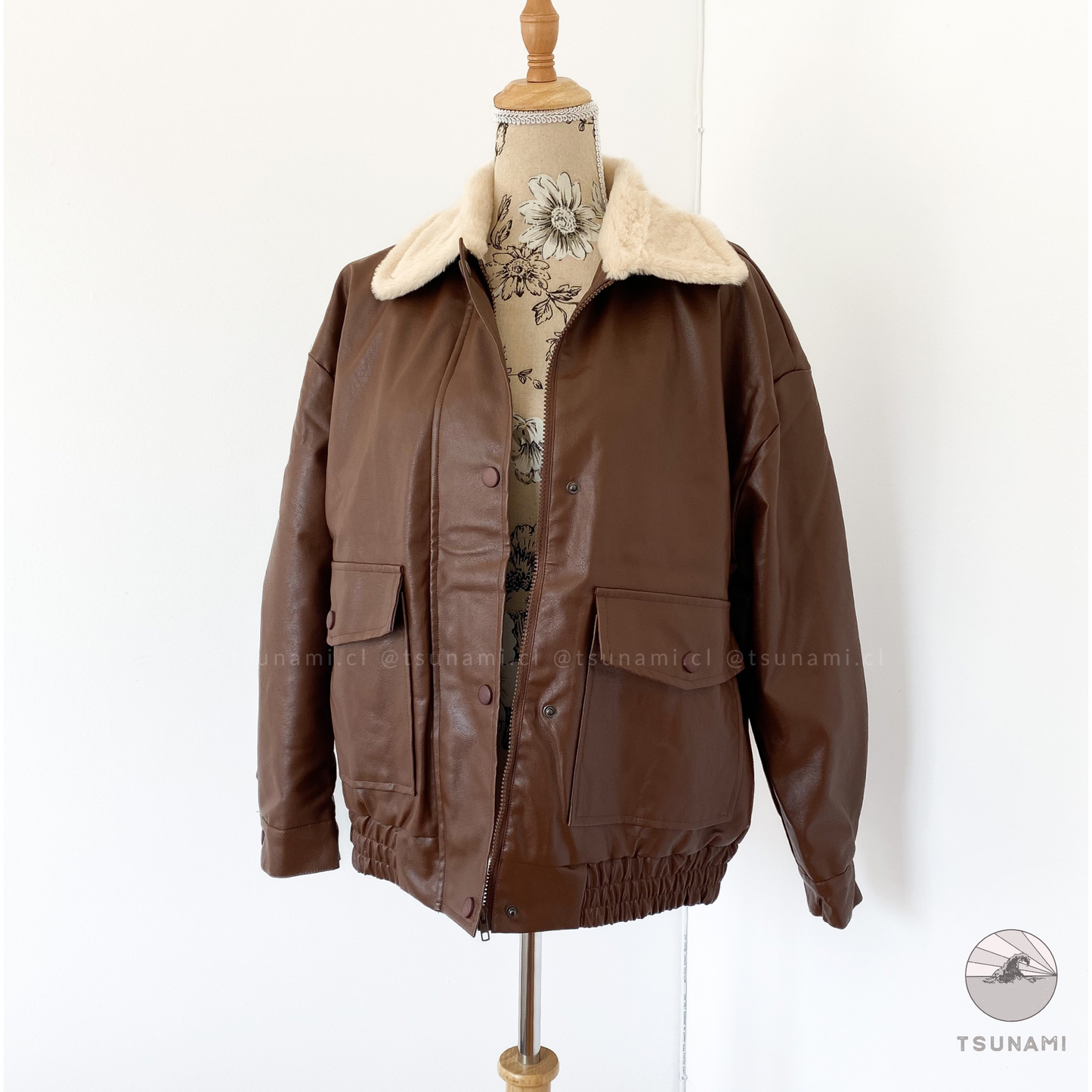 Chaqueta ecocuero interior peludito