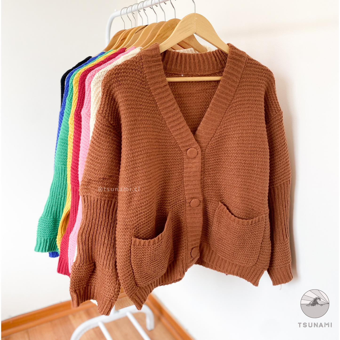 Cardigan abotonado con bolsillos