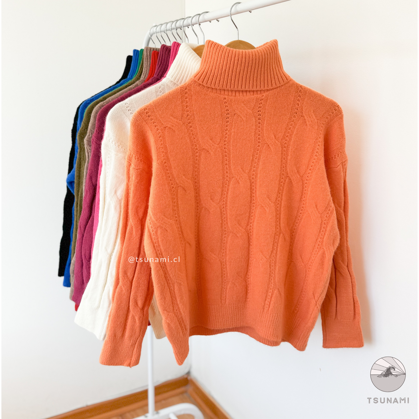Sueter trenzado cuello alto