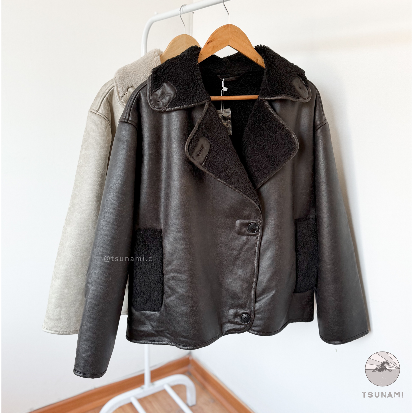Chaqueta con solapa y chiporro
