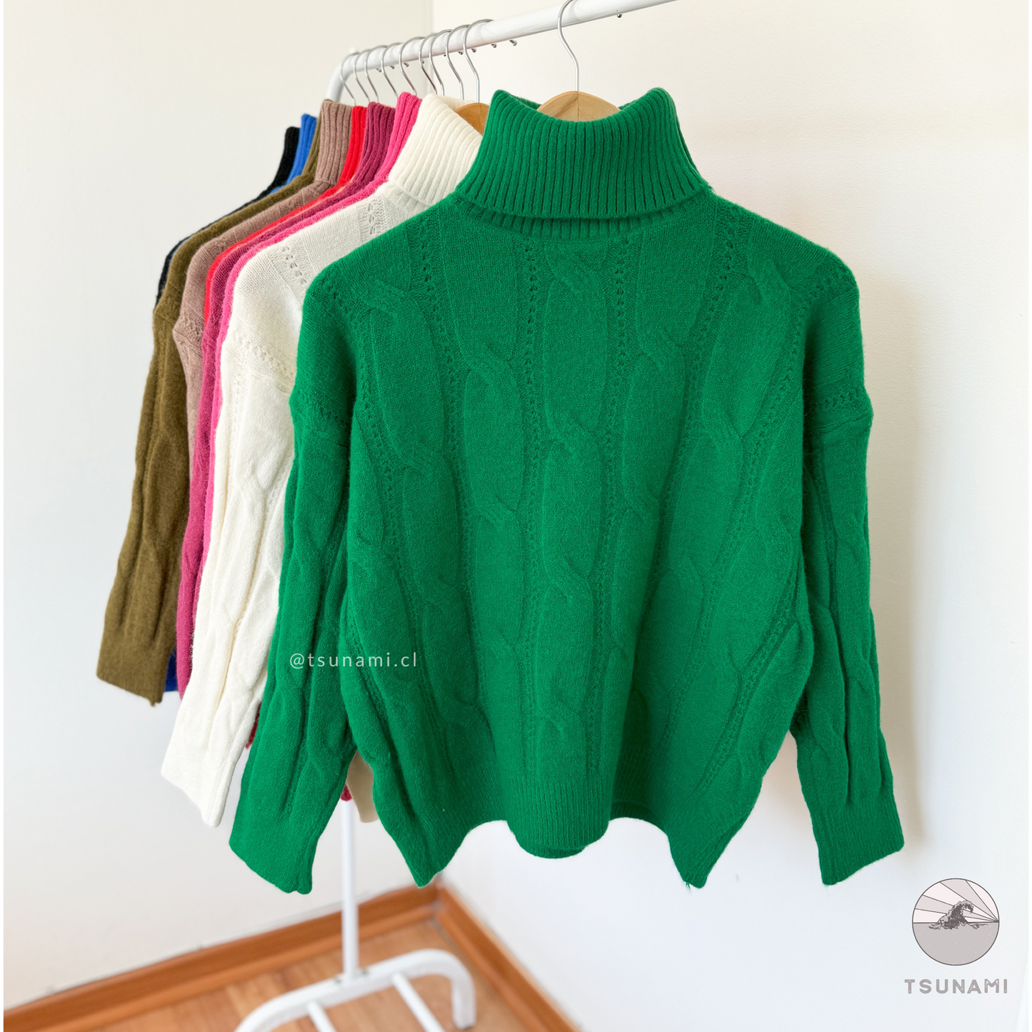 Sueter trenzado cuello alto