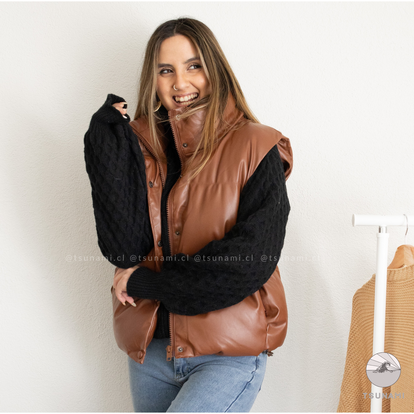 Puffer ecocuero sin mangas