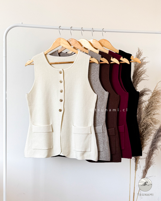 Vest Acacia | Vest tejido con botones dorados y bolsillos
