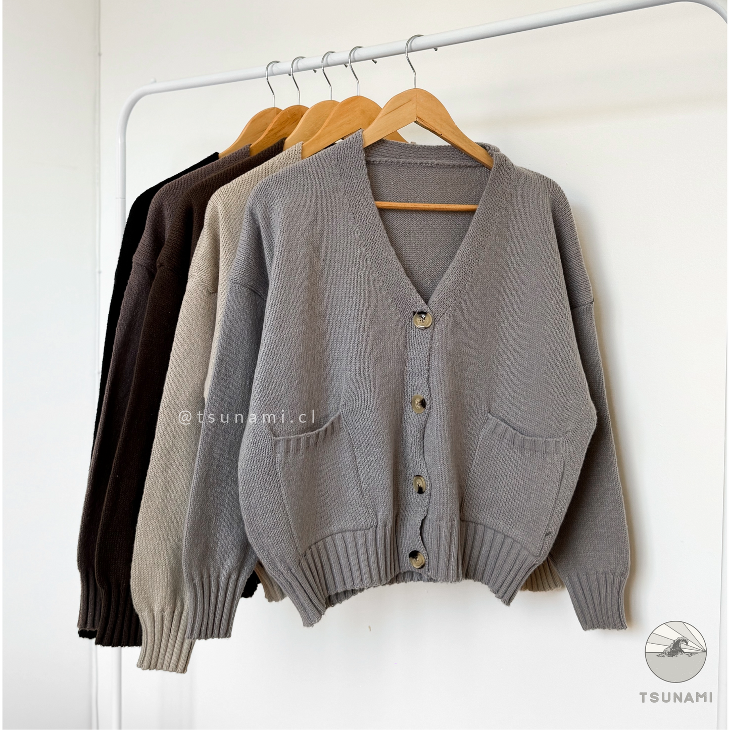 Cardigan abotonado con bolsillos