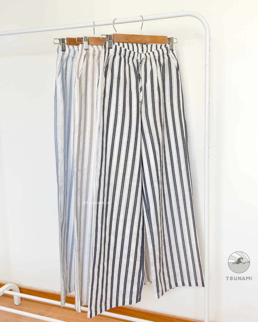 Pantalón líneas