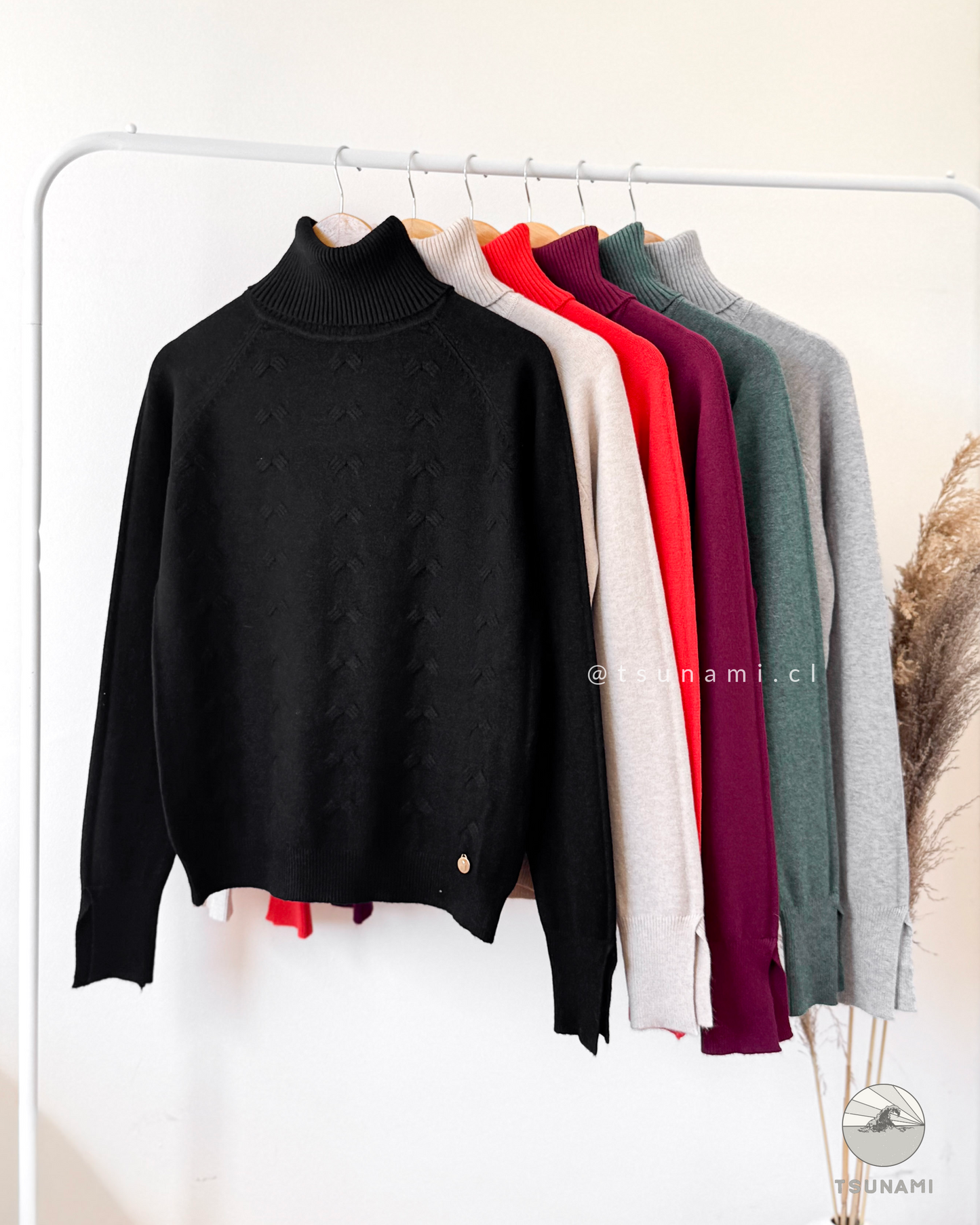 Suéter Abedul | Suéter cuello alto con diseño en relieve