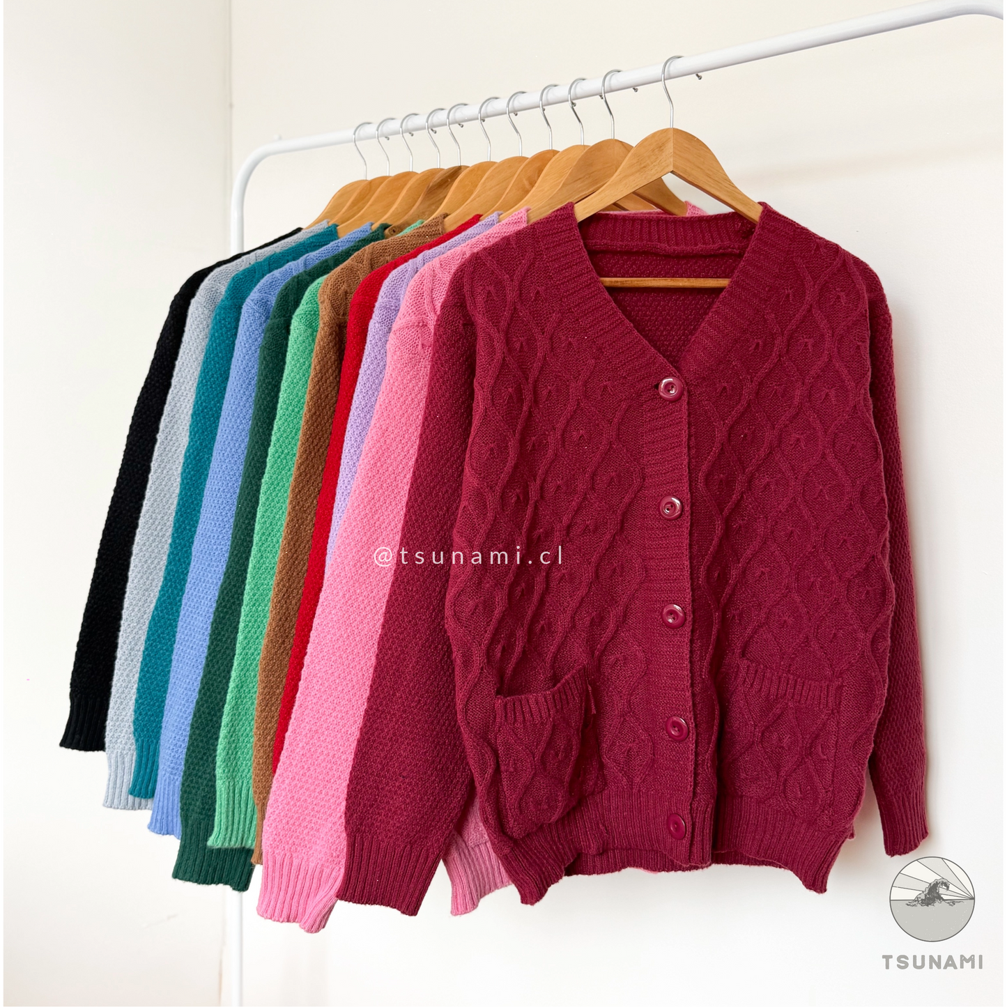 Cardigan tejido con diseño burdeo comodo para invierno Tsunami Tendencia