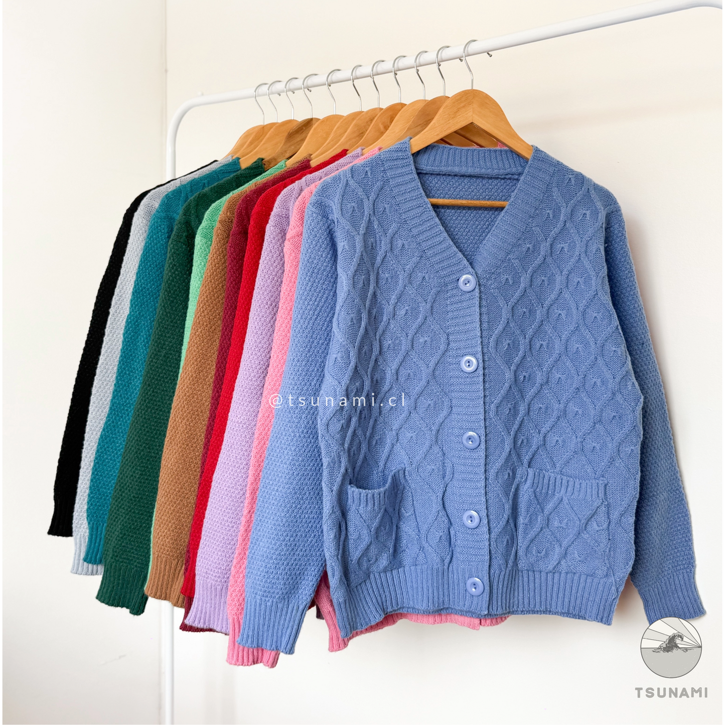 Cardigan celeste tejido con diseño y bolsillos calientito Tsunami Tendencia