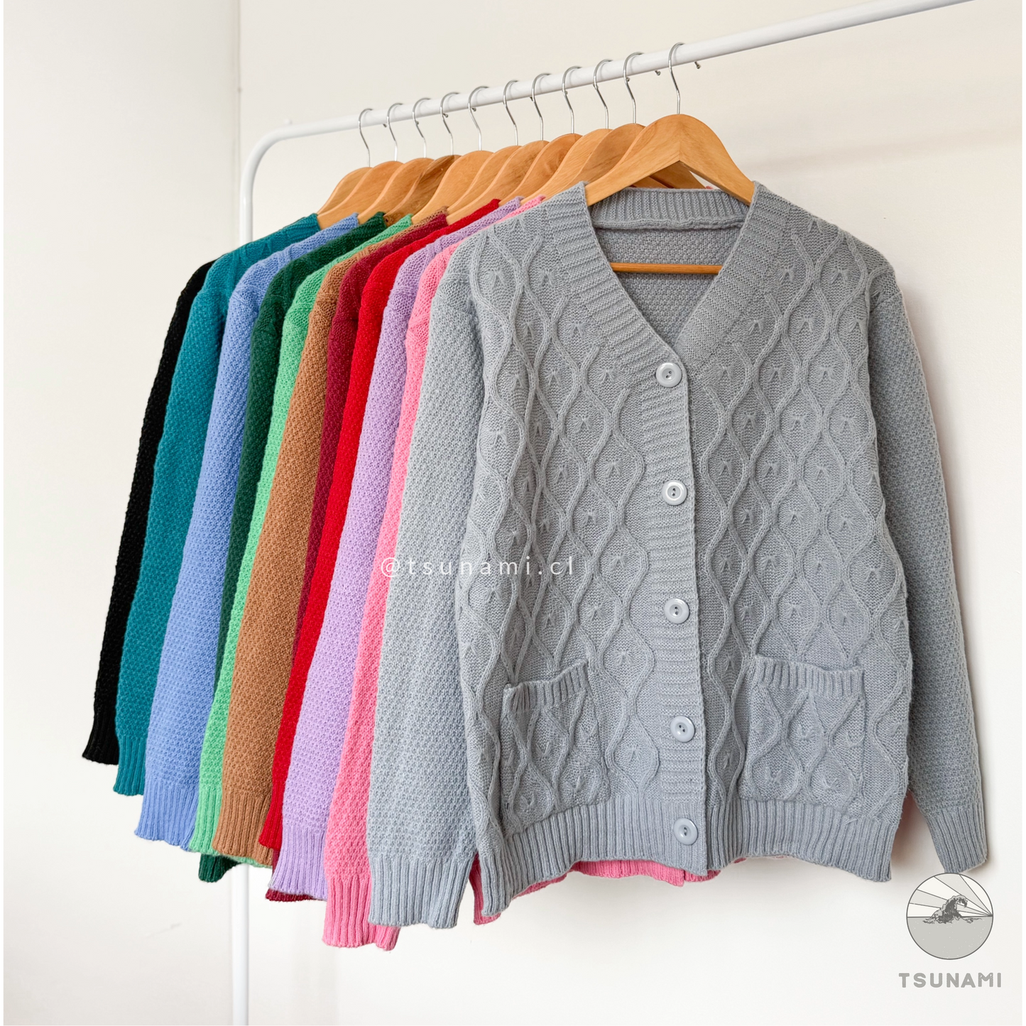 Cardigan tejido con diseño, bolsillos, botones en color gris tsunami Tendencia