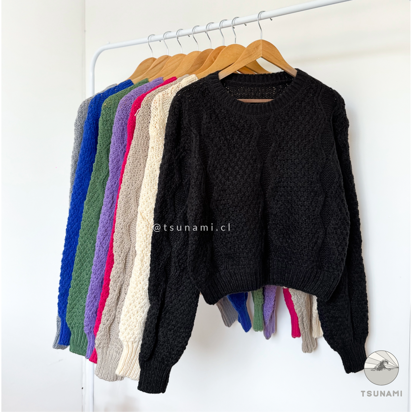 Sweater tejido color negro y cuello redondo para otoño invierno - tsunami tendencia