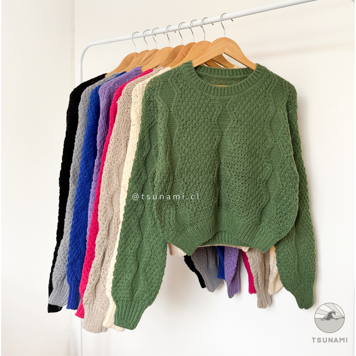 Sueter tejido color verde con diseño en relieve y cuello redondo - tsunami tendencia