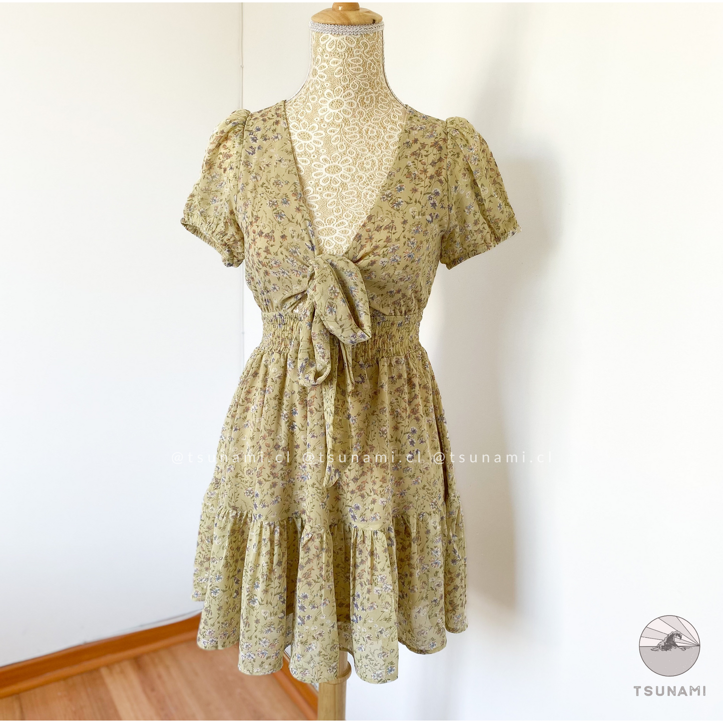 Vestido con nudo