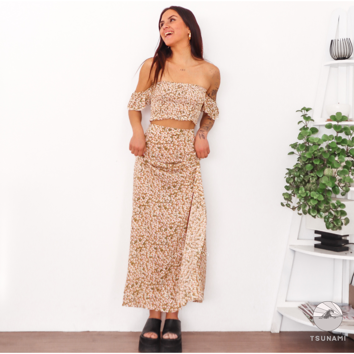Conjunto top + falda larga