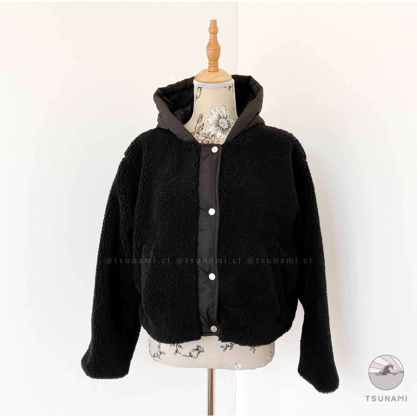 Chaqueta teddy con gorro