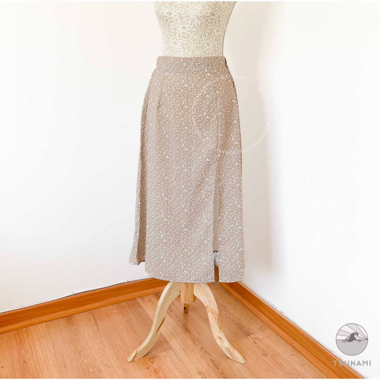 Falda midi floreada
