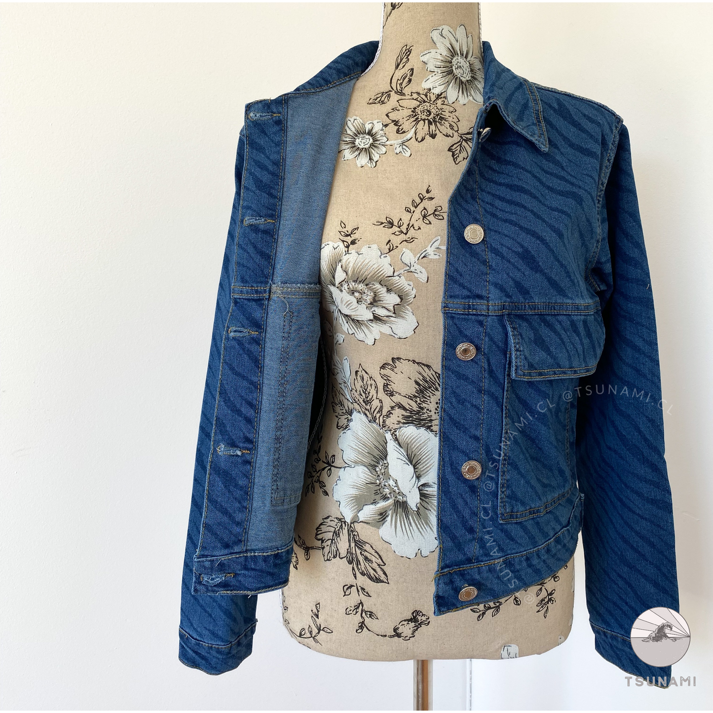 Chaqueta cebra de mezclilla