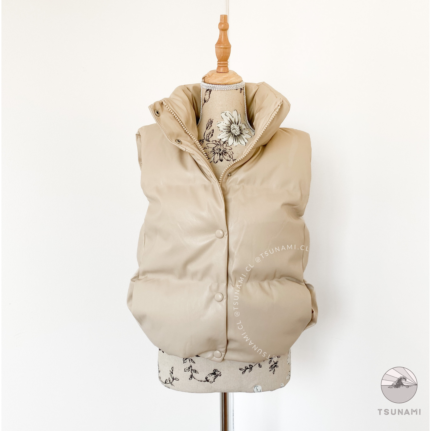 Puffer ecocuero sin mangas