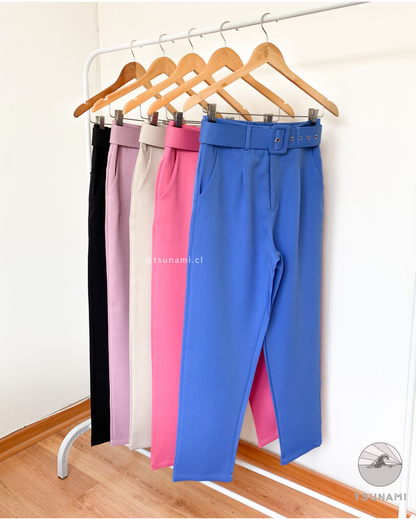Pantalón sastrero con cinturón