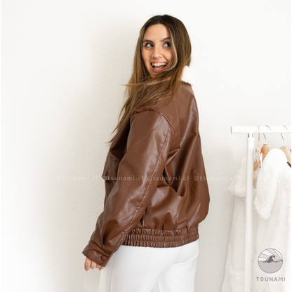 Chaqueta ecocuero interior peludito