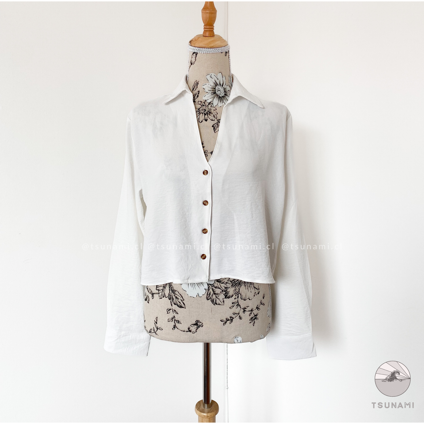 Camisa corta con textura