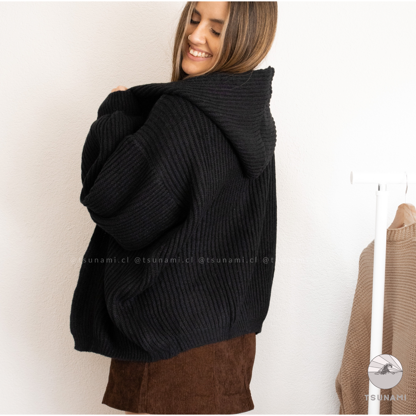 Cardigan con gorro