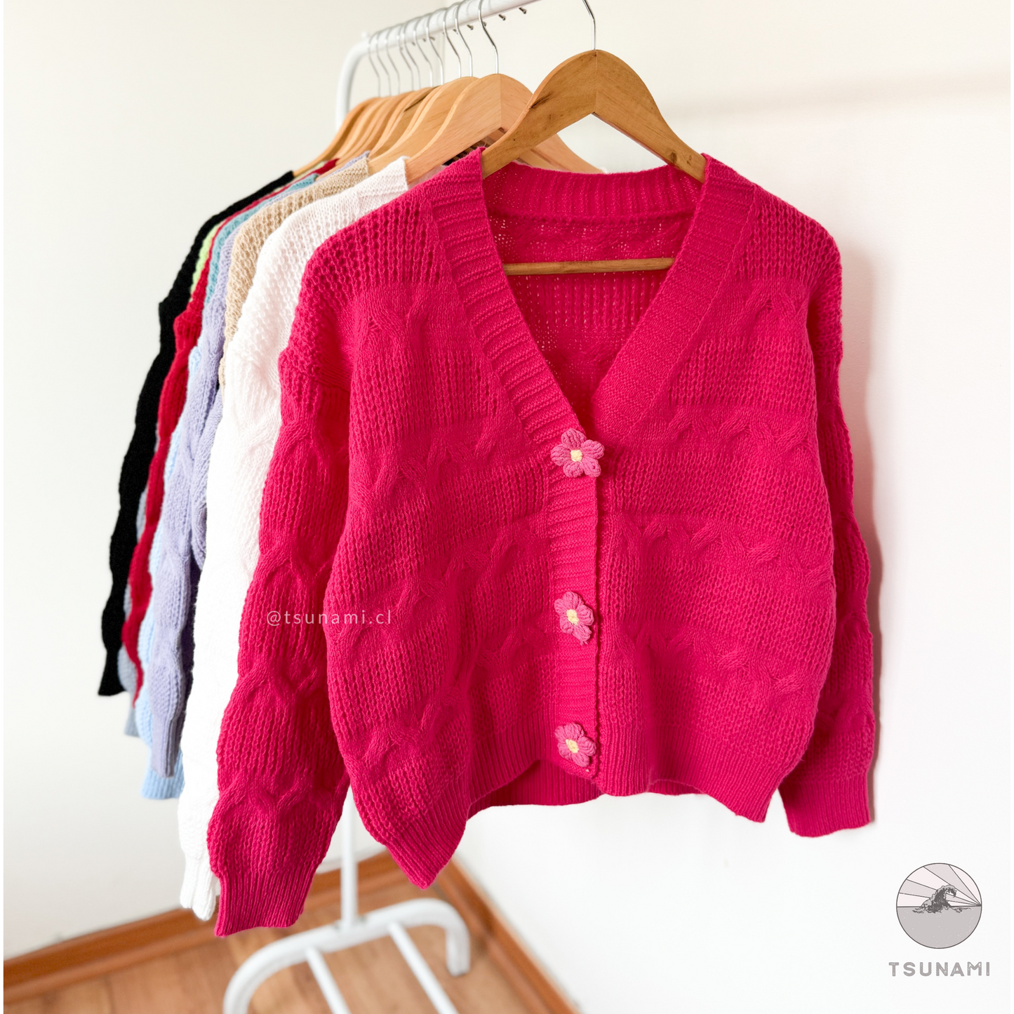 Cardigan con botones de flor