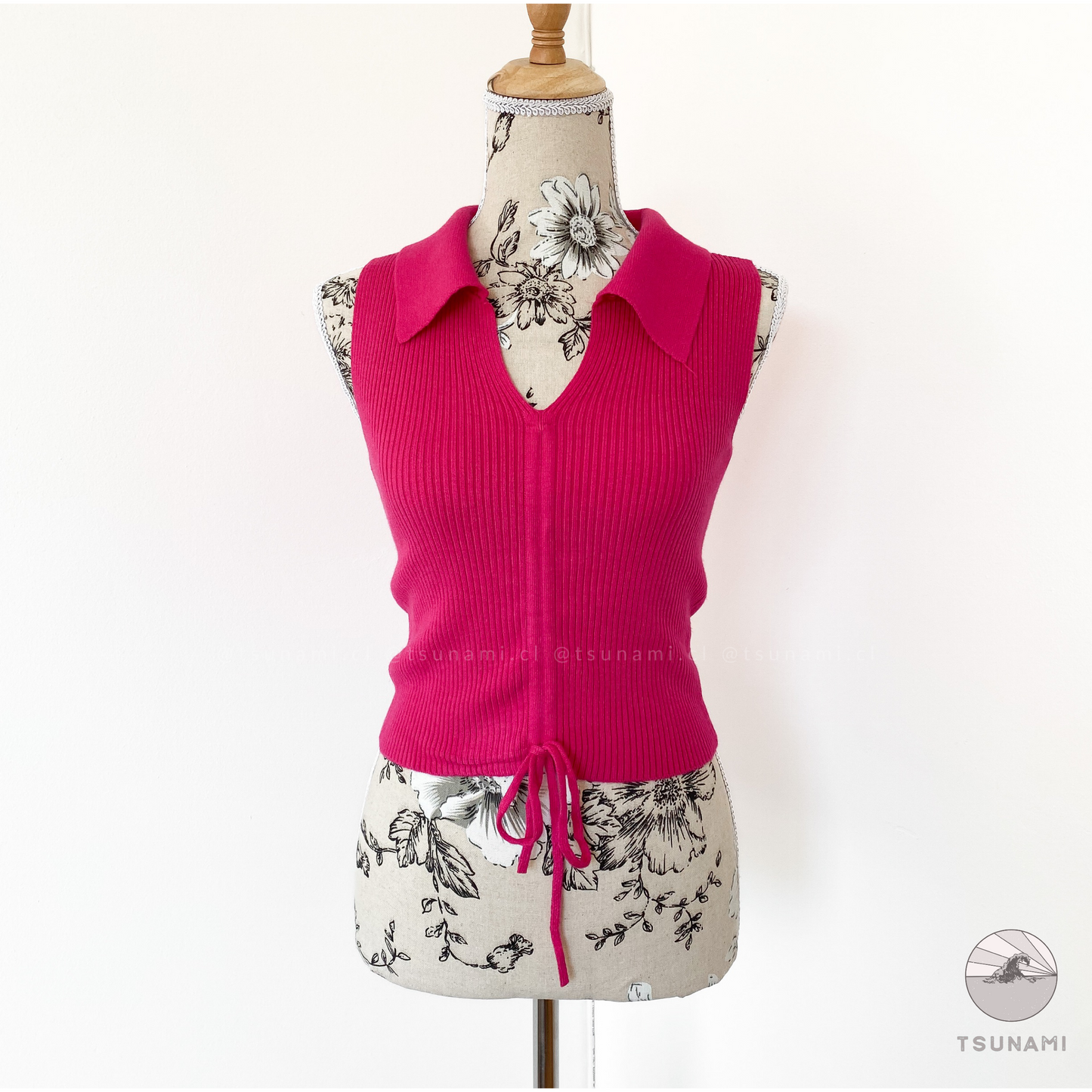 Top recogido con cuello