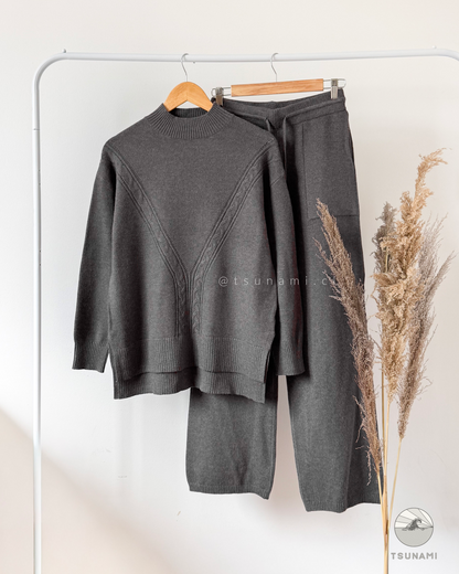 Conjunto Alerce | Conjunto tejido con suéter trenzado y pantalón