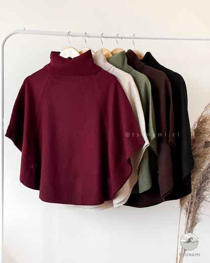 Poncho Suéter Roble | Poncho Cuello Alto con Botones