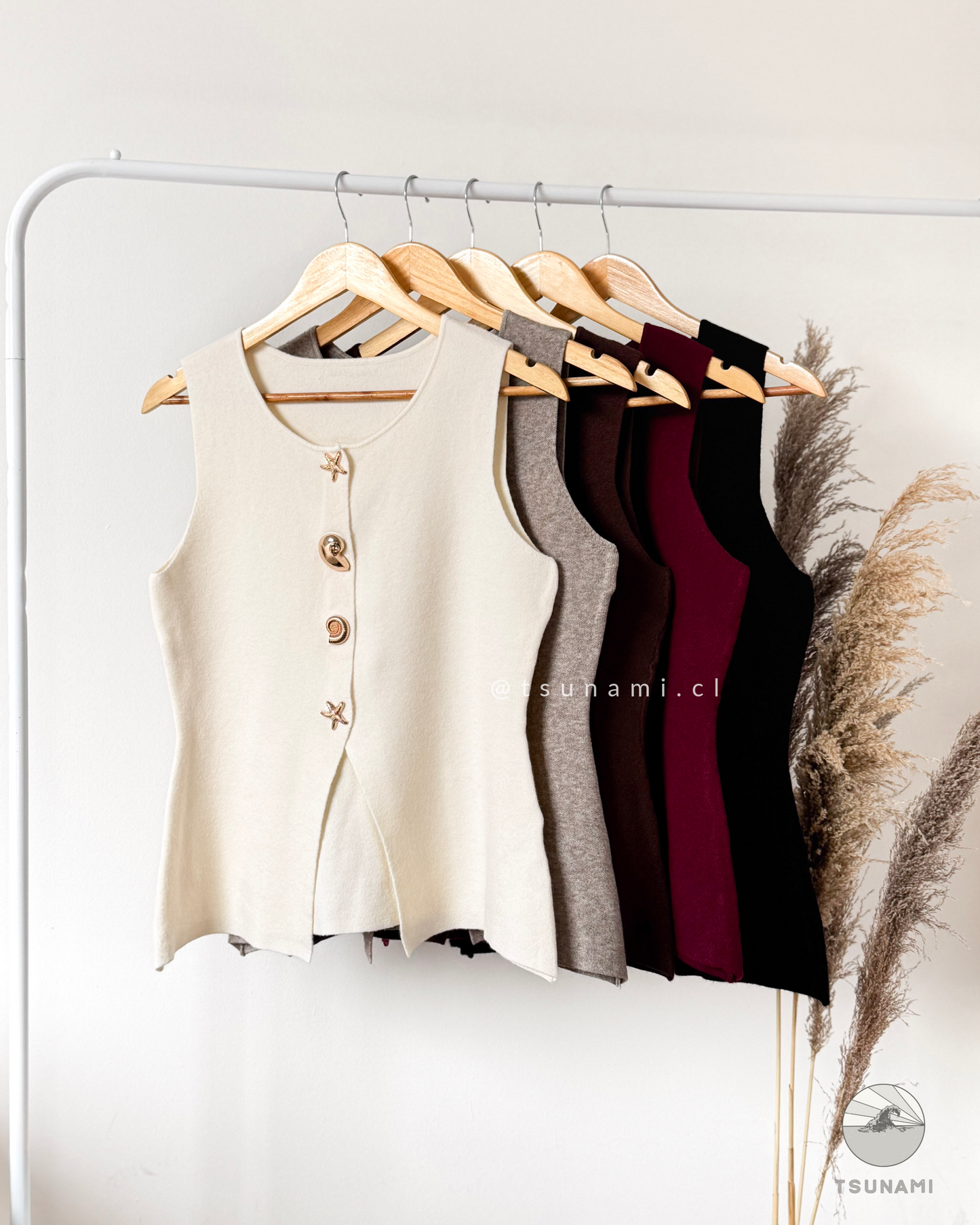 Vest Laurel | Vest tejido con botones dorados