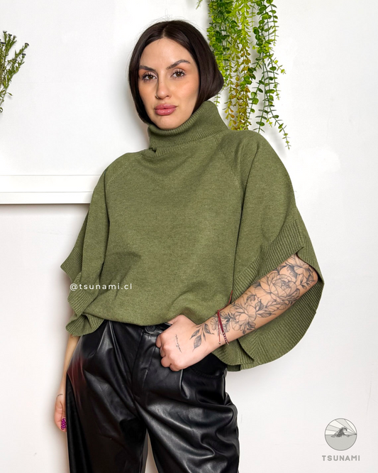 Poncho Suéter Ciprés | Poncho Cuello Alto con Botones
