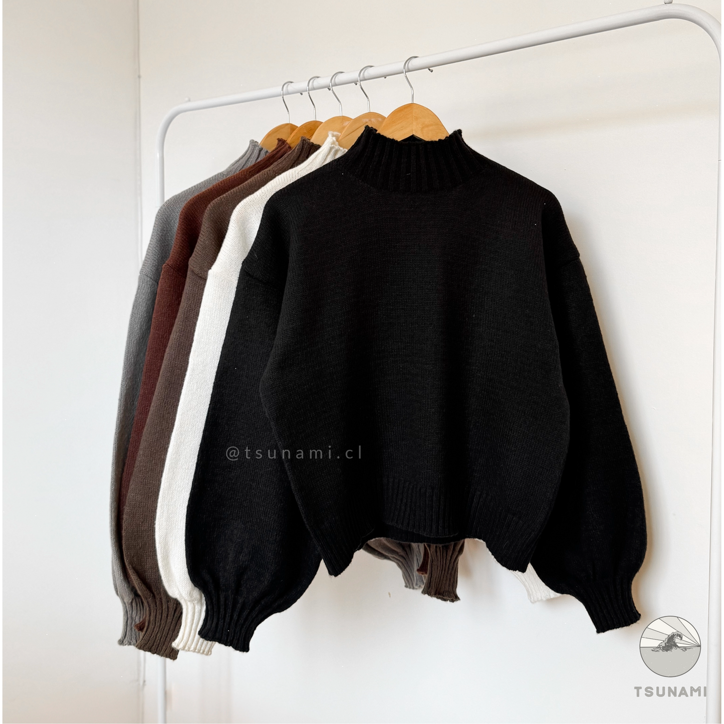 Sueter cuello medio