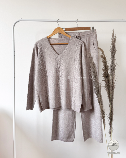 Conjunto con diseño espiga